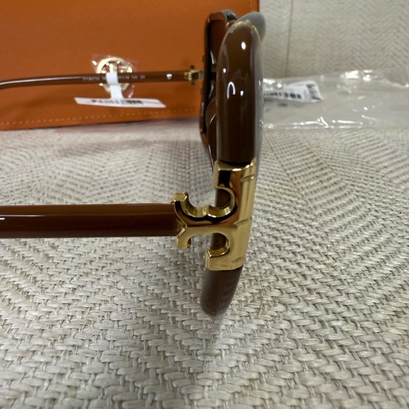 Tory Burch Tortoise and Gold Sunglasses - Picture 4 of 9